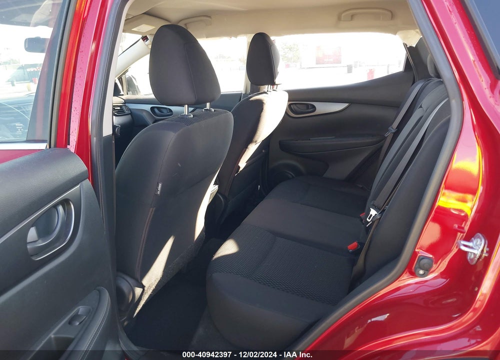2017 NISSAN ROGUE SPORT S VIN: JN1BJ1CPXHW010261