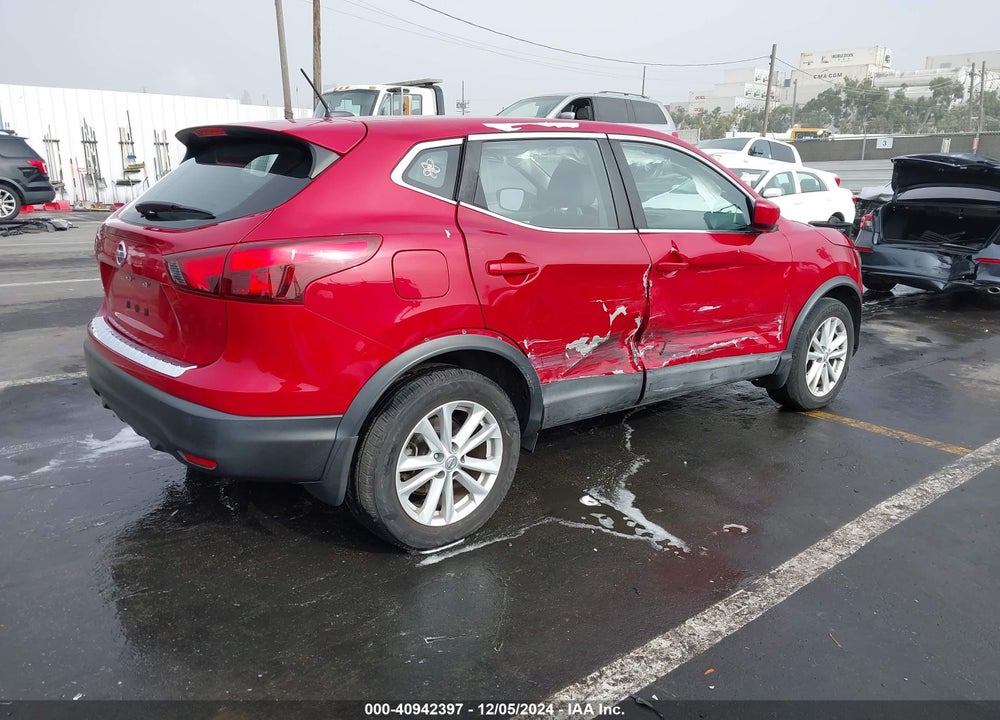 2017 NISSAN ROGUE SPORT S VIN: JN1BJ1CPXHW010261