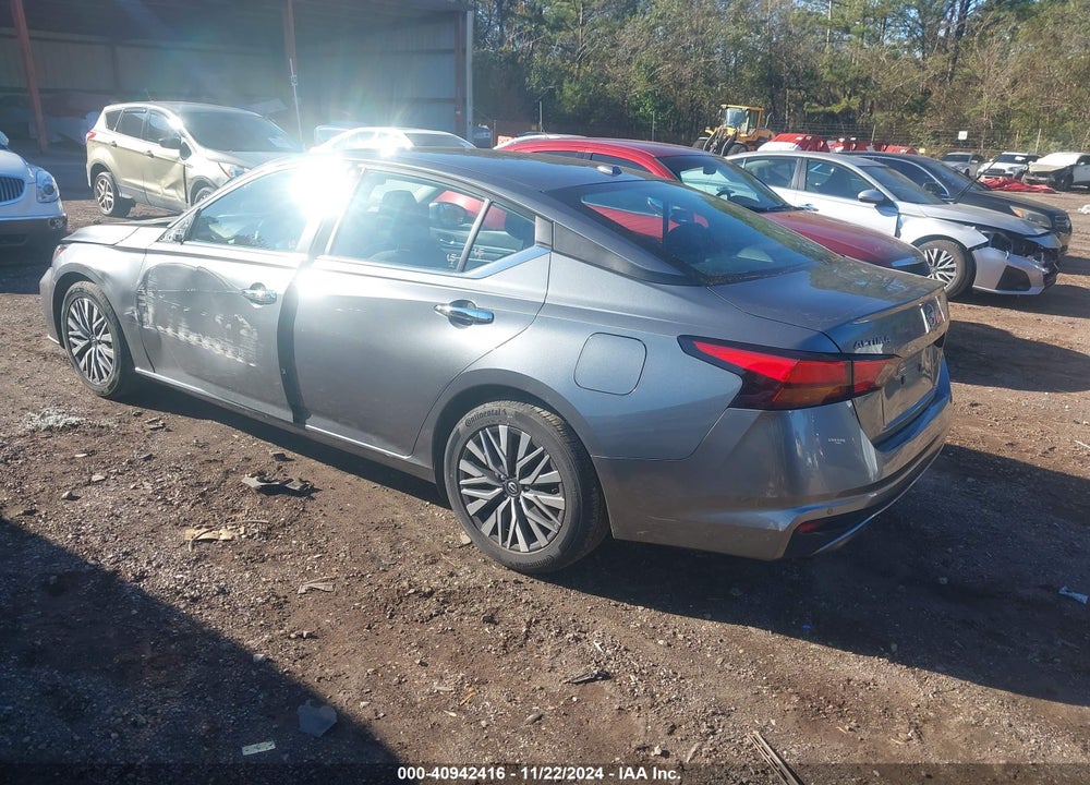 2023 NISSAN ALTIMA SV FWD VIN: 1N4BL4DV7PN353898