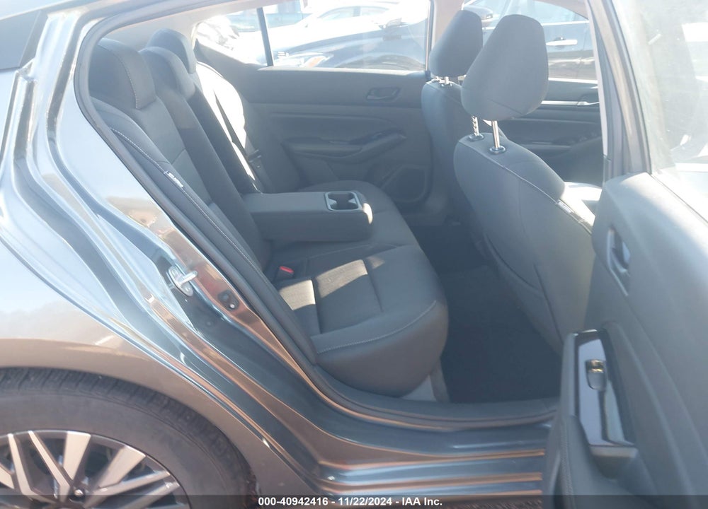 2023 NISSAN ALTIMA SV FWD VIN: 1N4BL4DV7PN353898