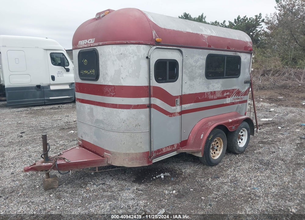 1993 MERHOW INDUSTRIES 14' HORSE TRAILER VIN: 1M92B1422N1031740