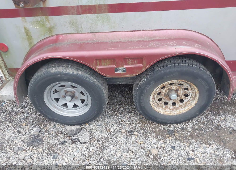 1993 MERHOW INDUSTRIES 14' HORSE TRAILER VIN: 1M92B1422N1031740