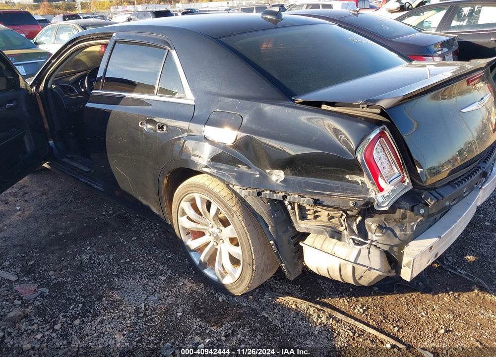 2019 CHRYSLER 300 LIMITED VIN: 2C3CCAEG6KH687214