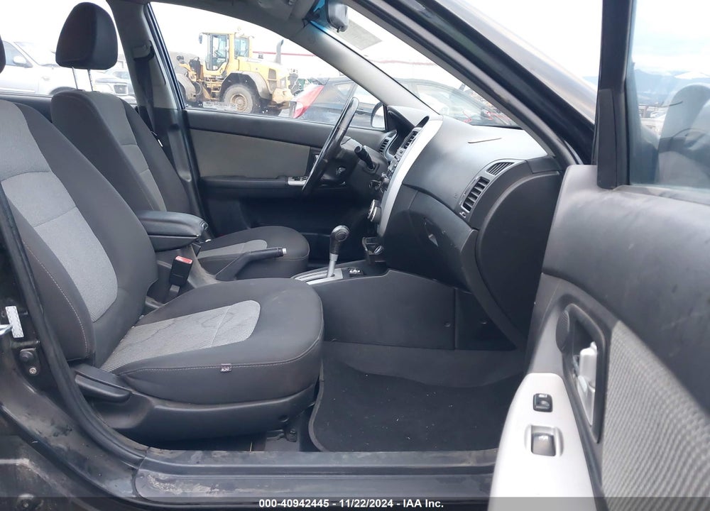 2008 KIA SPECTRA SX VIN: KNAFE121285011374
