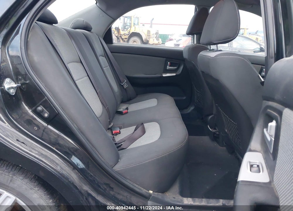 2008 KIA SPECTRA SX VIN: KNAFE121285011374