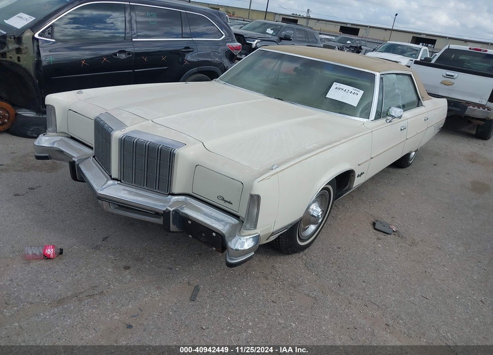 1977 CHRYSLER NEW YORKER VIN: CS43N7C153118