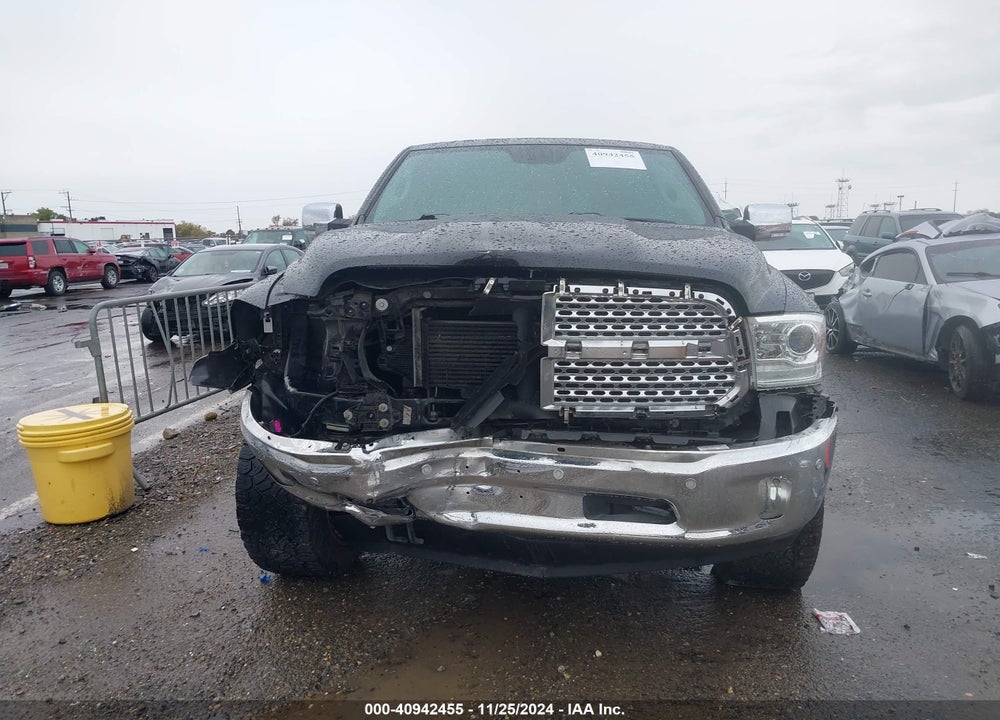 2018 RAM 1500 LAIE  4X4 5'7 BOX VIN: 1C6RR7NM1JS254556