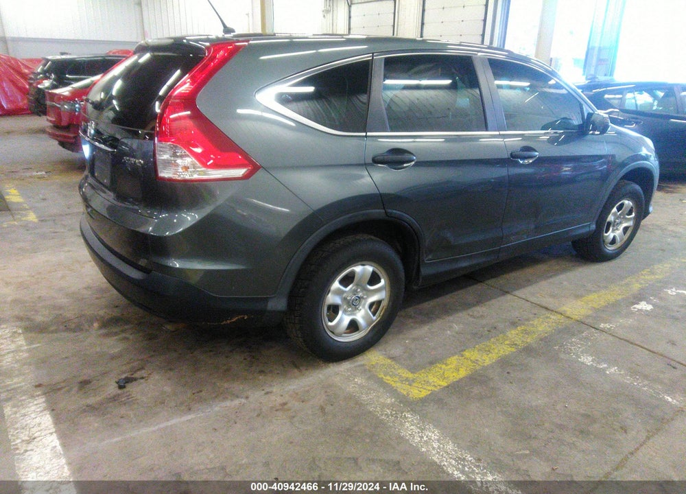 2013 HONDA CR-V LX VIN: 2HKRM4H33DH621775