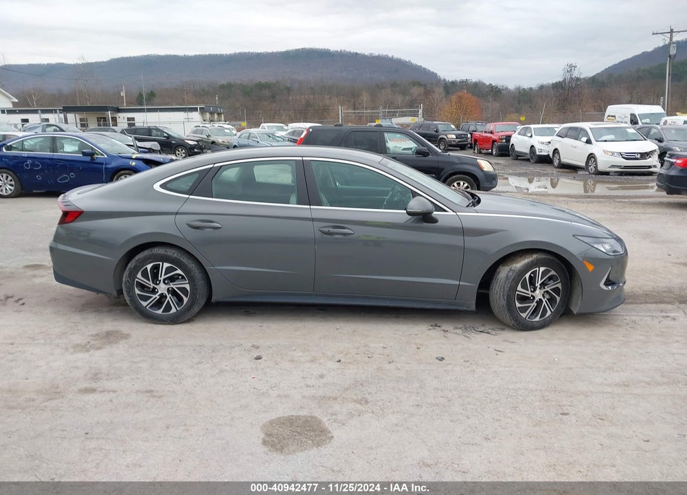 2022 HYUNDAI SONATA HYBRID BLUE VIN: KMHL24JJ2NA048439