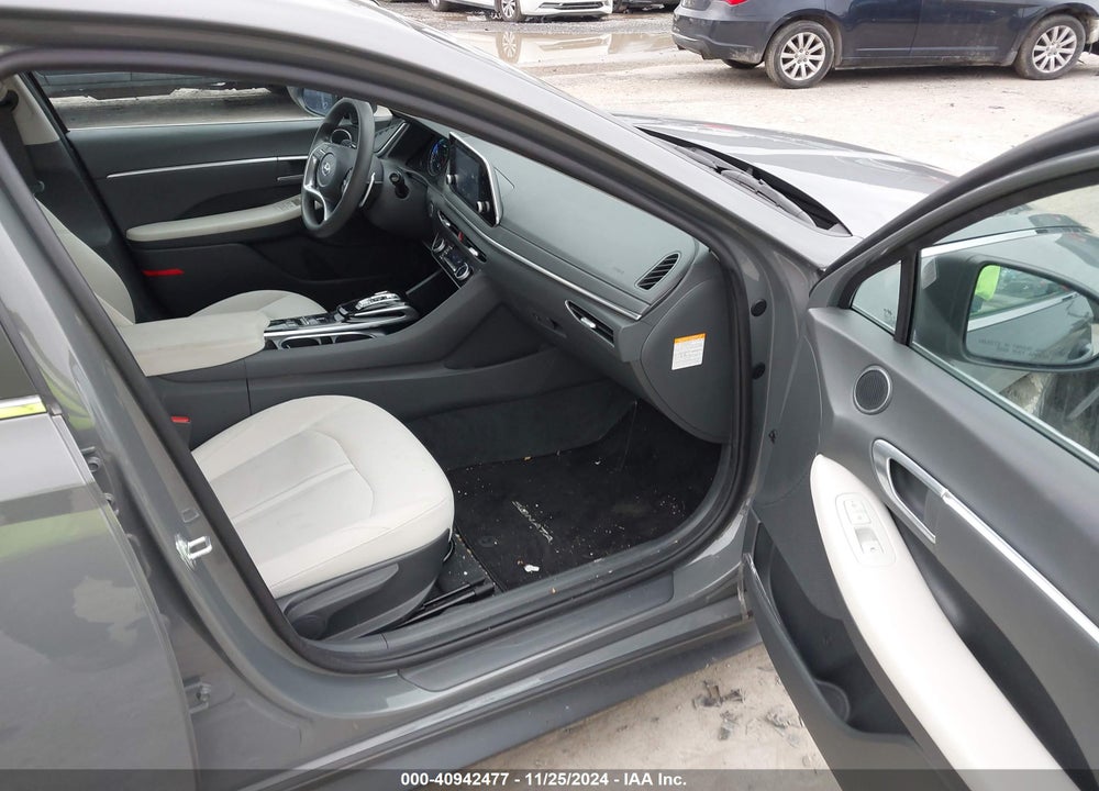 2022 HYUNDAI SONATA HYBRID BLUE VIN: KMHL24JJ2NA048439
