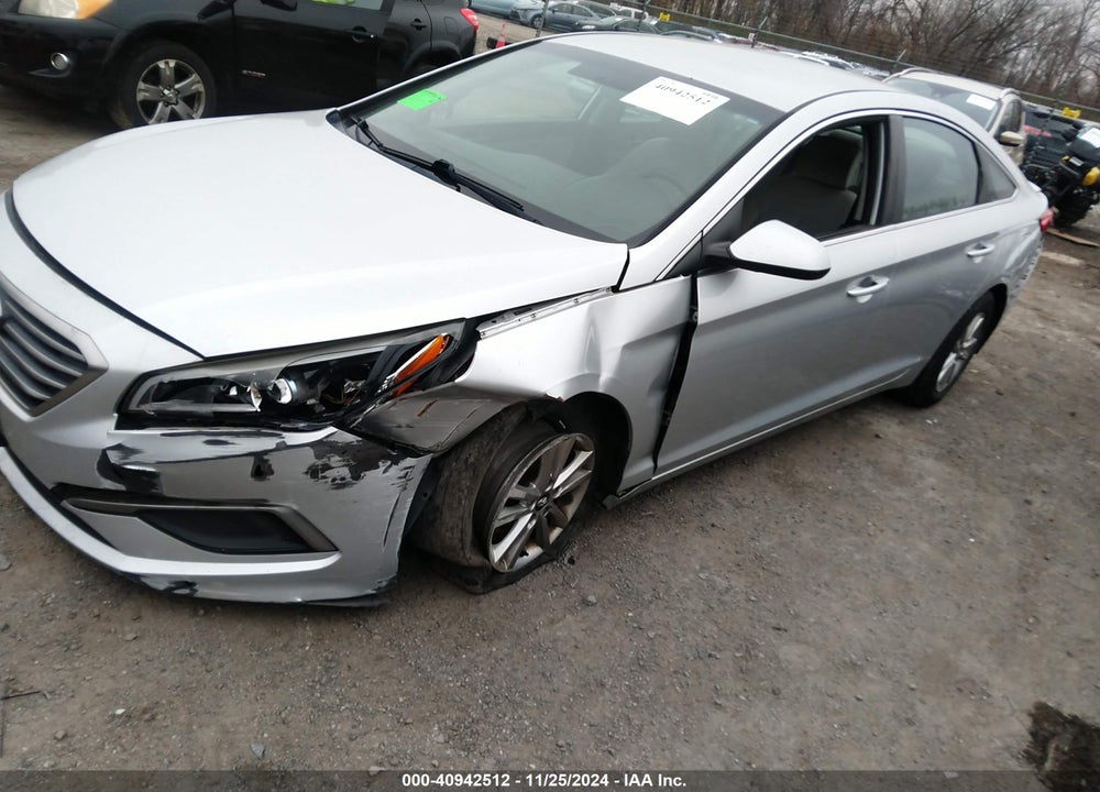 2016 HYUNDAI SONATA VIN: 5NPE24AF8GH402288