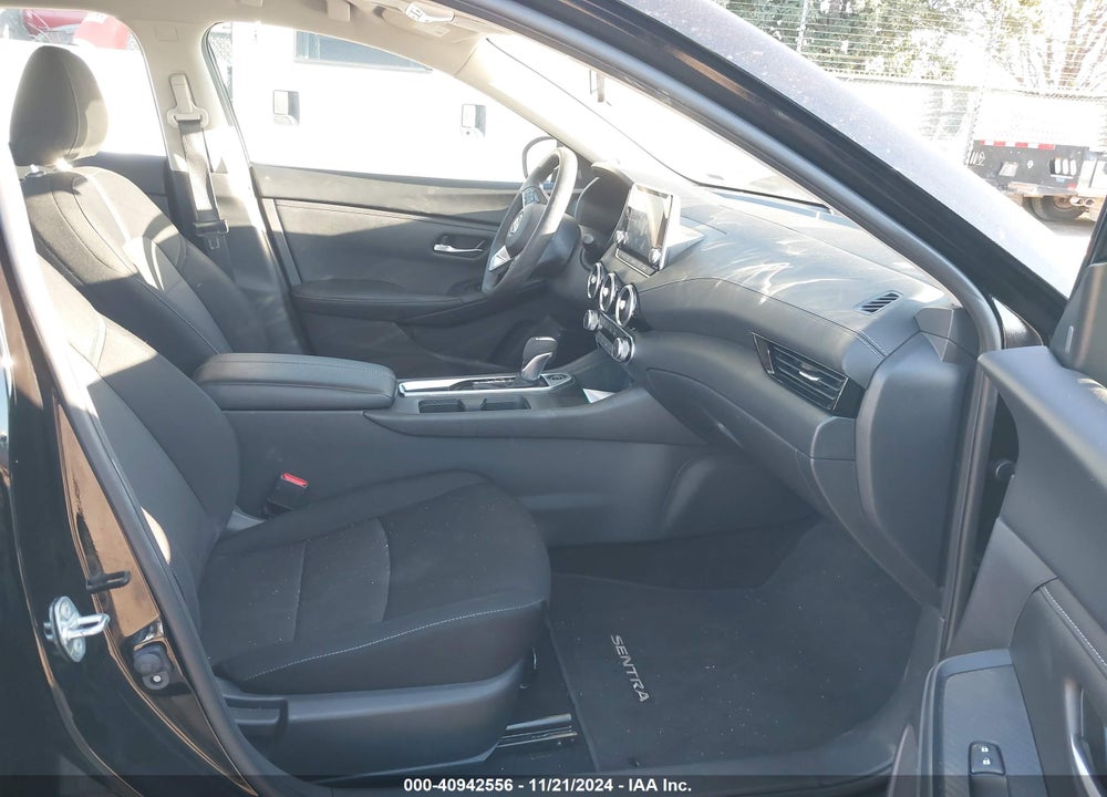 2024 NISSAN SENTRA SV XTRONIC CVT VIN: 3N1AB8CV5RY265667
