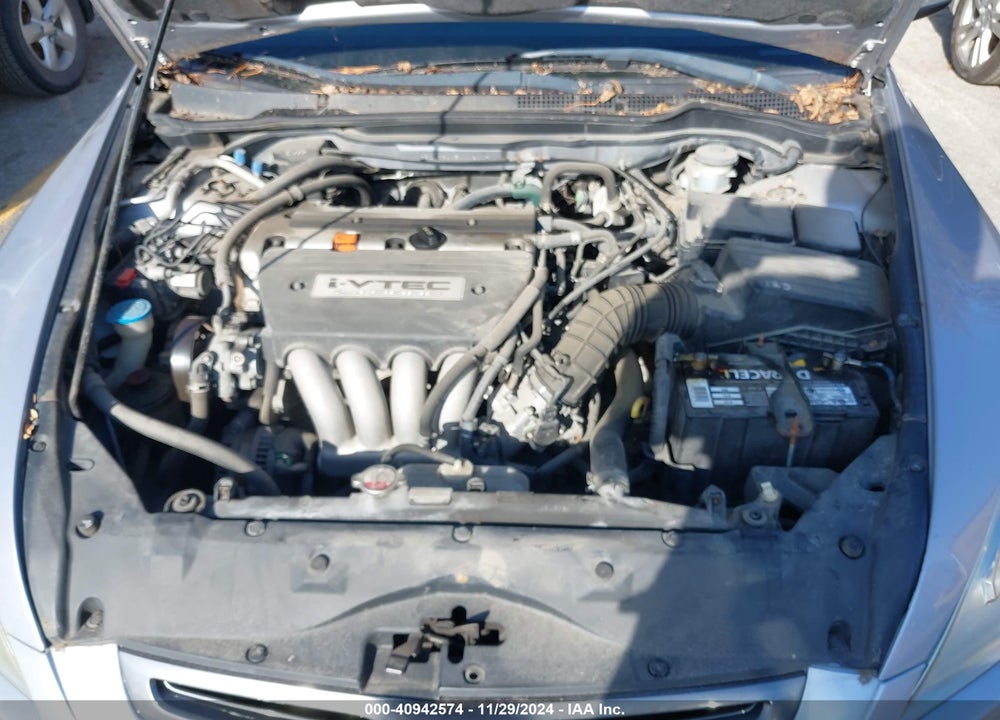 2005 HONDA ACCORD 2.4 LX VIN: 1HGCM564X5A002009