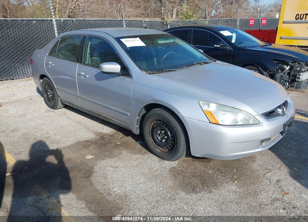 2005 HONDA ACCORD 2.4 LX VIN: 1HGCM564X5A002009
