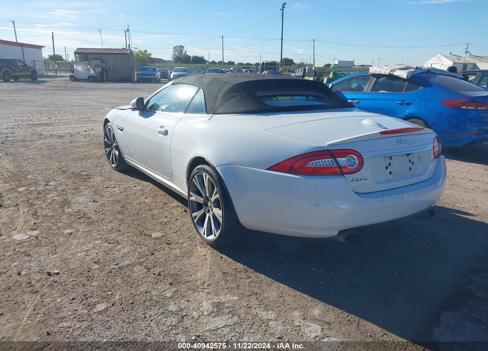 2013 JAGUAR XK VIN: SAJWA4GB7DLB50931