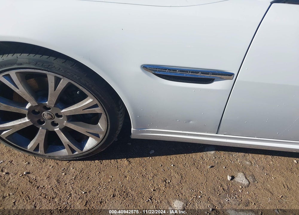 2013 JAGUAR XK VIN: SAJWA4GB7DLB50931
