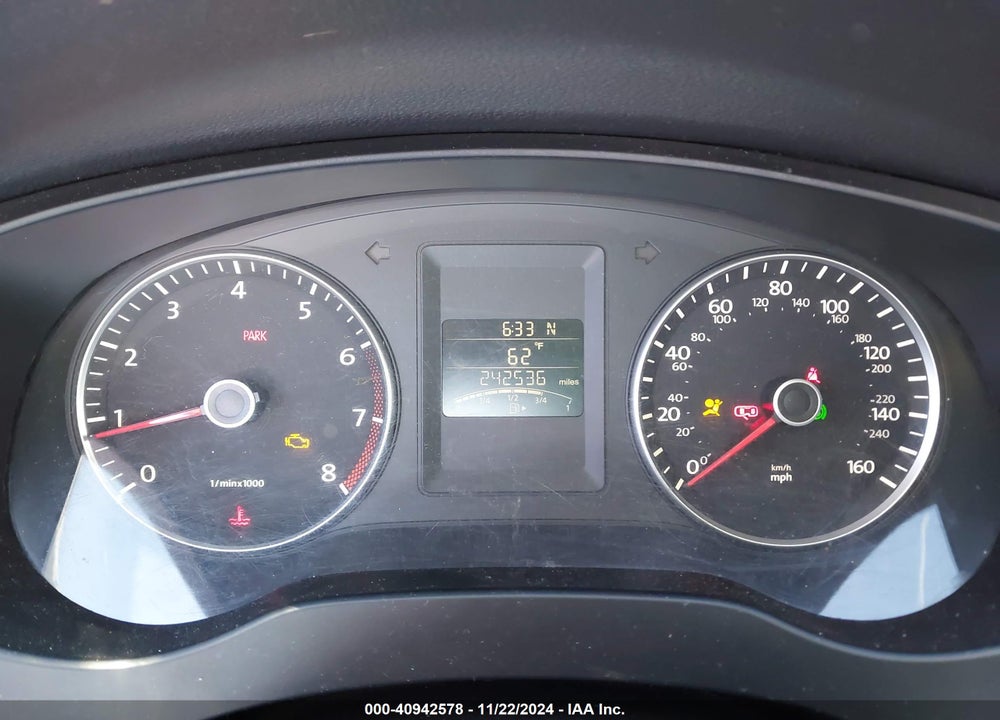 2012 VOLKSWAGEN JETTA 2.5L SE VIN: 3VWDP7AJXCM330224