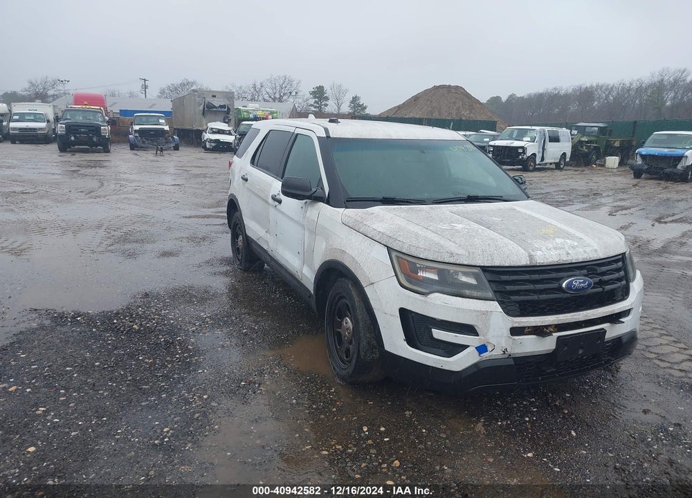 2016 FORD UTILITY POLICE INTERCEPTOR VIN: 1FM5K8ARXGGC37071