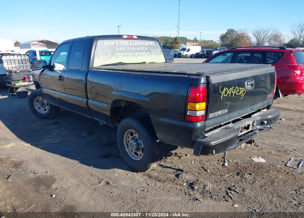 2003 GMC SIERRA 2500HD SLT VIN: 1GTHK29103E172198