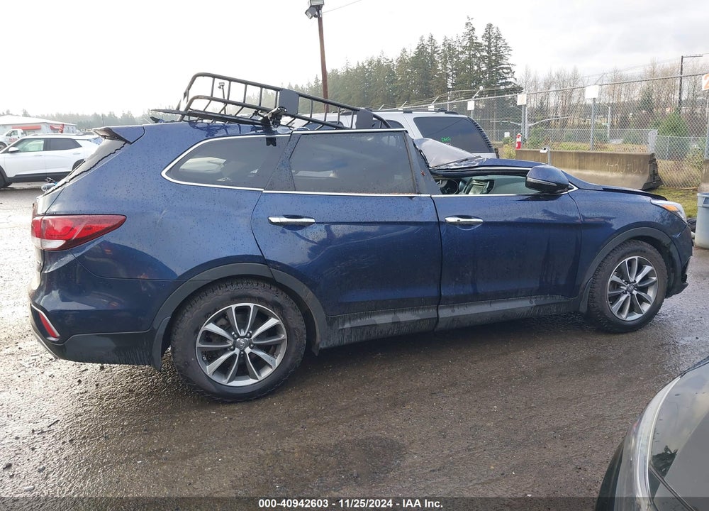 2018 HYUNDAI SANTA FE SE VIN: KM8SNDHF7JU293346