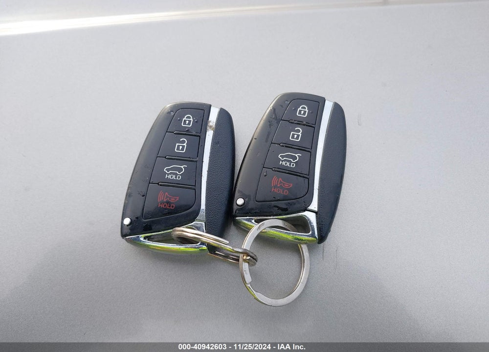 2018 HYUNDAI SANTA FE SE VIN: KM8SNDHF7JU293346