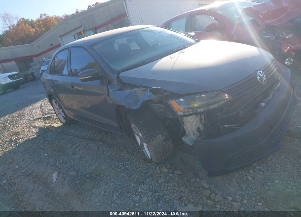 2011 VOLKSWAGEN JETTA 2.5L SE VIN: 3VWDX7AJ7BM351630