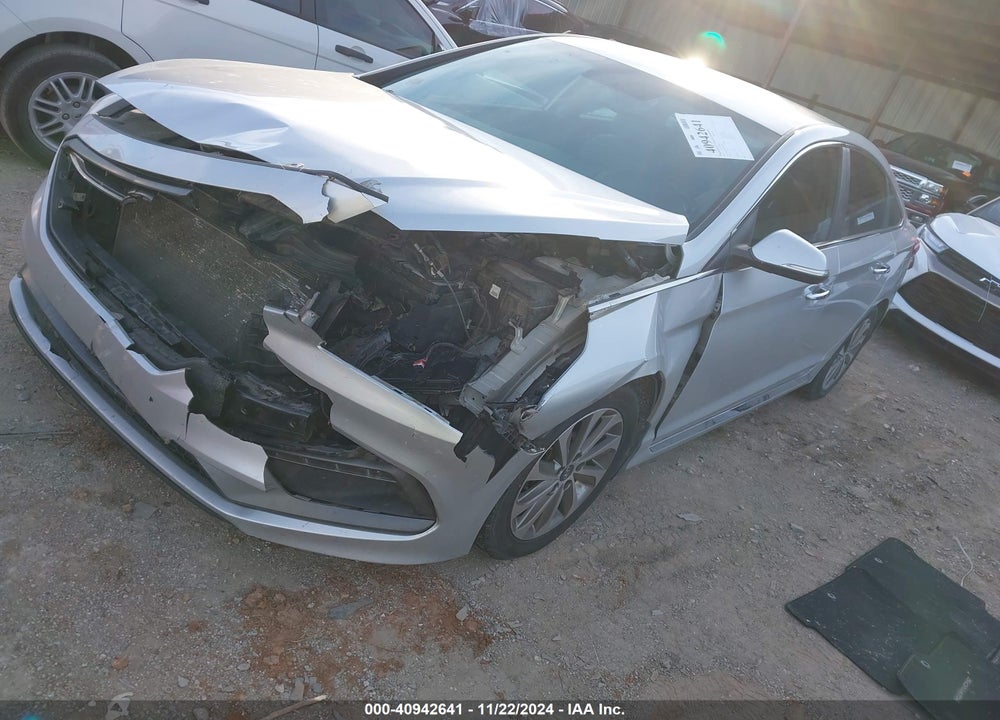 2015 HYUNDAI SONATA VIN: 5NPE34AF6FH140282