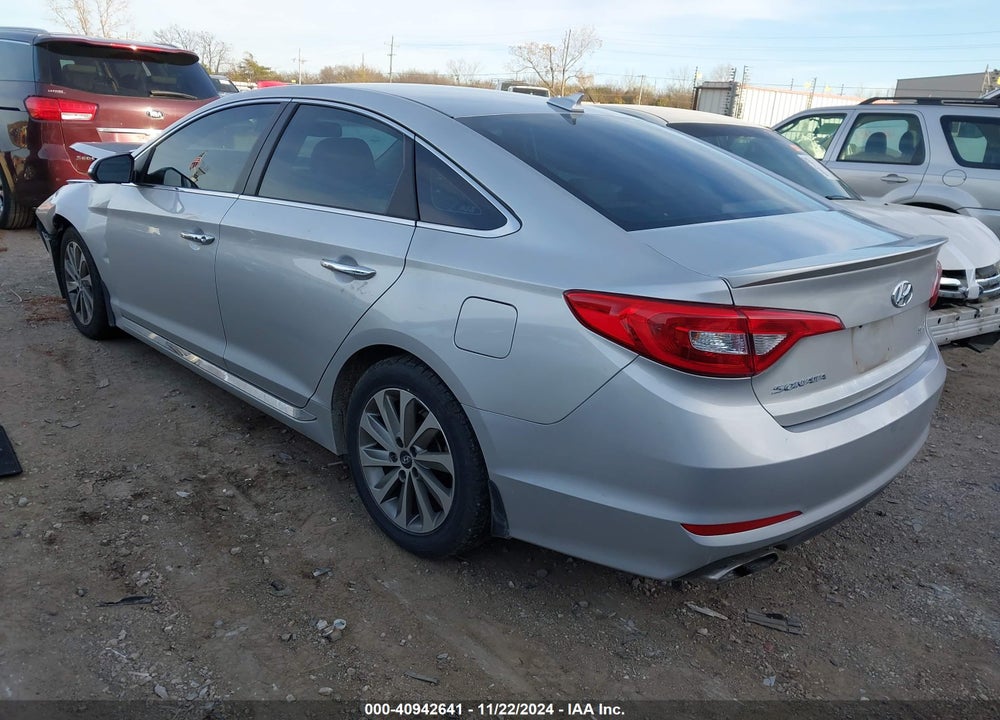 2015 HYUNDAI SONATA VIN: 5NPE34AF6FH140282