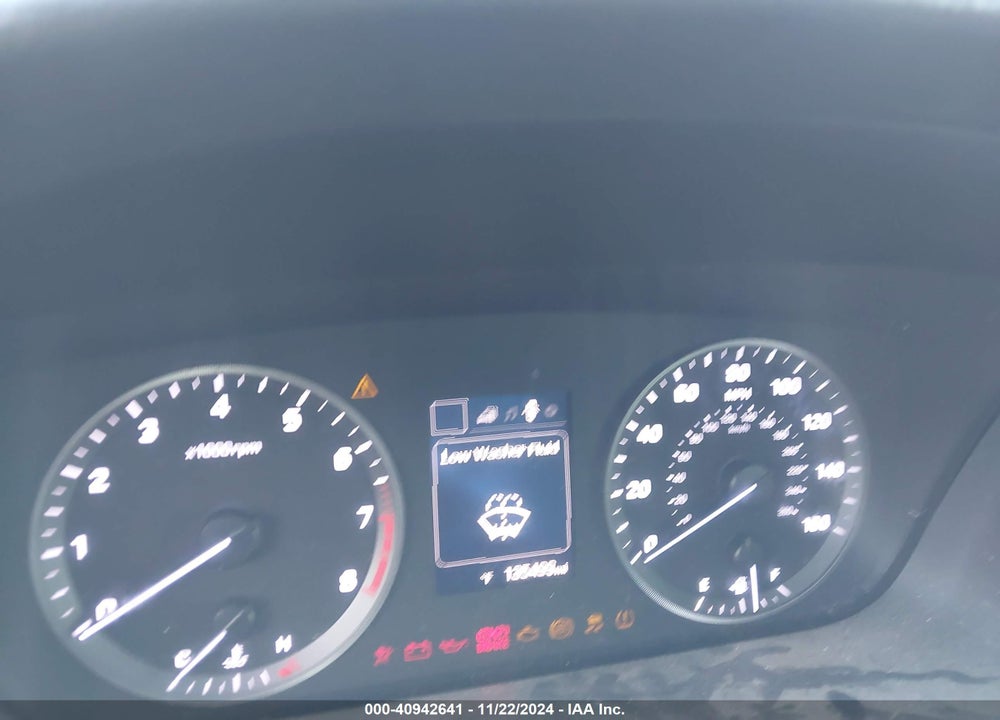 2015 HYUNDAI SONATA VIN: 5NPE34AF6FH140282