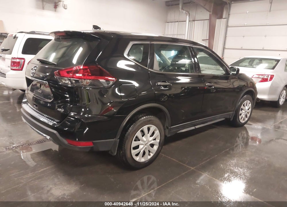 2019 NISSAN ROGUE S VIN: 5N1AT2MV5KC737768