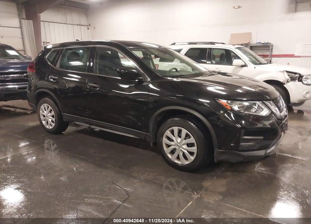 2019 NISSAN ROGUE S VIN: 5N1AT2MV5KC737768