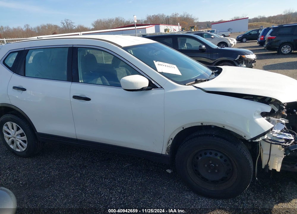 2016 NISSAN ROGUE S VIN: JN8AT2MVXGW146639