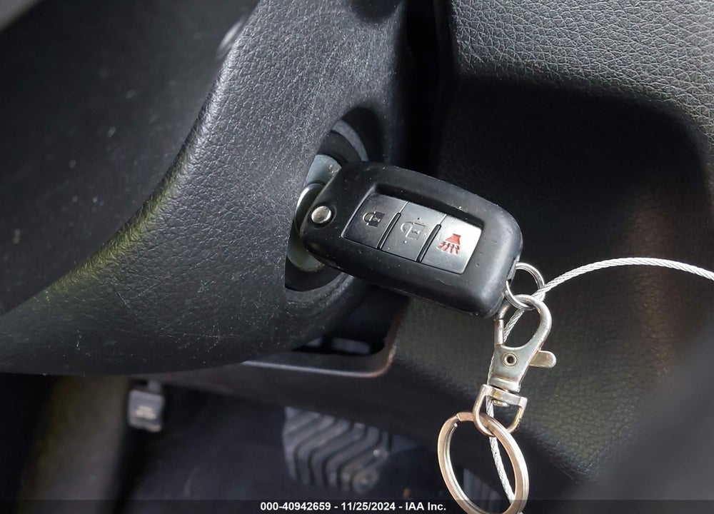2016 NISSAN ROGUE S VIN: JN8AT2MVXGW146639