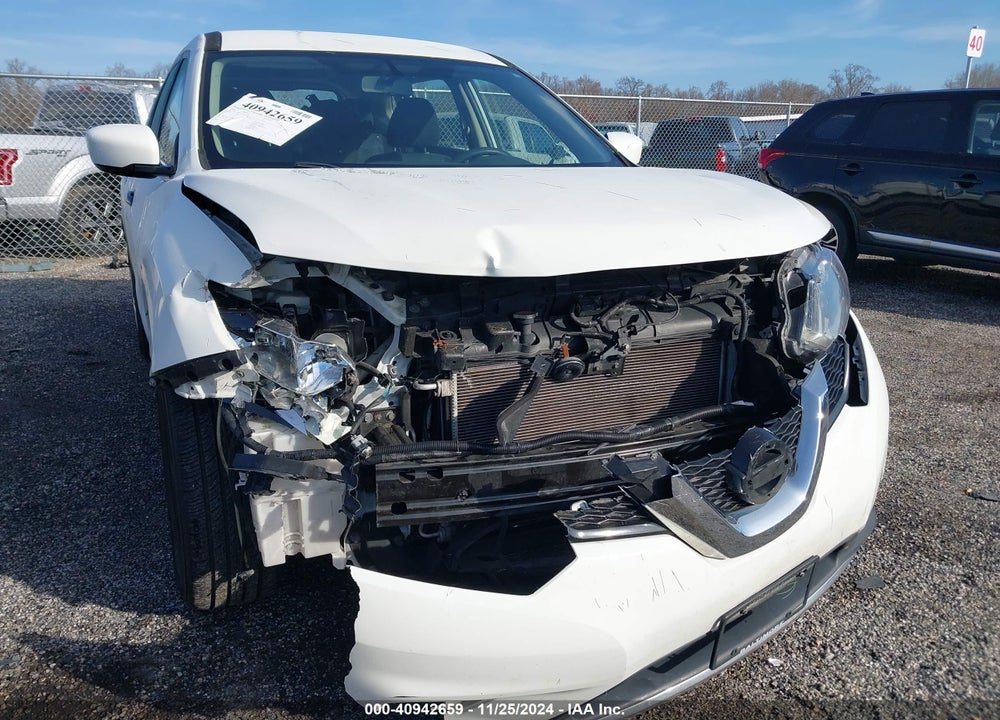 2016 NISSAN ROGUE S VIN: JN8AT2MVXGW146639