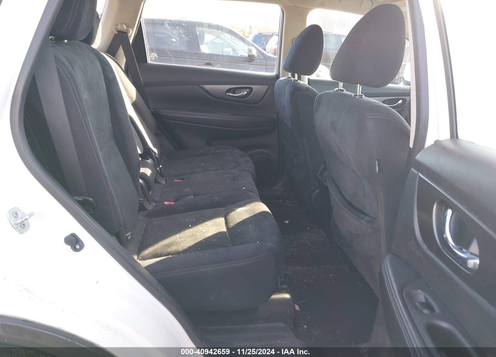 2016 NISSAN ROGUE S VIN: JN8AT2MVXGW146639
