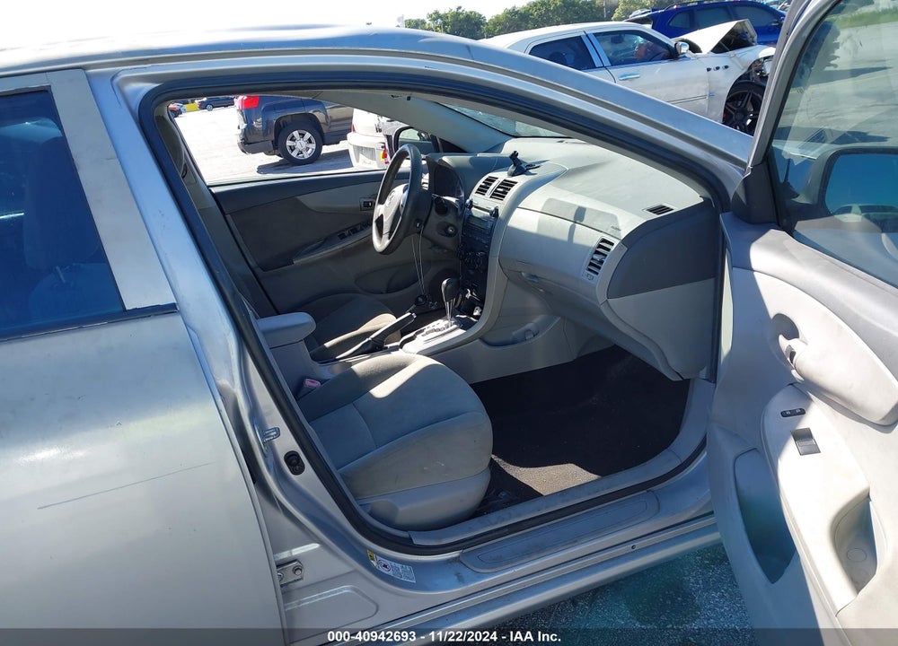 2010 TOYOTA COROLLA LE VIN: 1NXBU4EE0AZ350582
