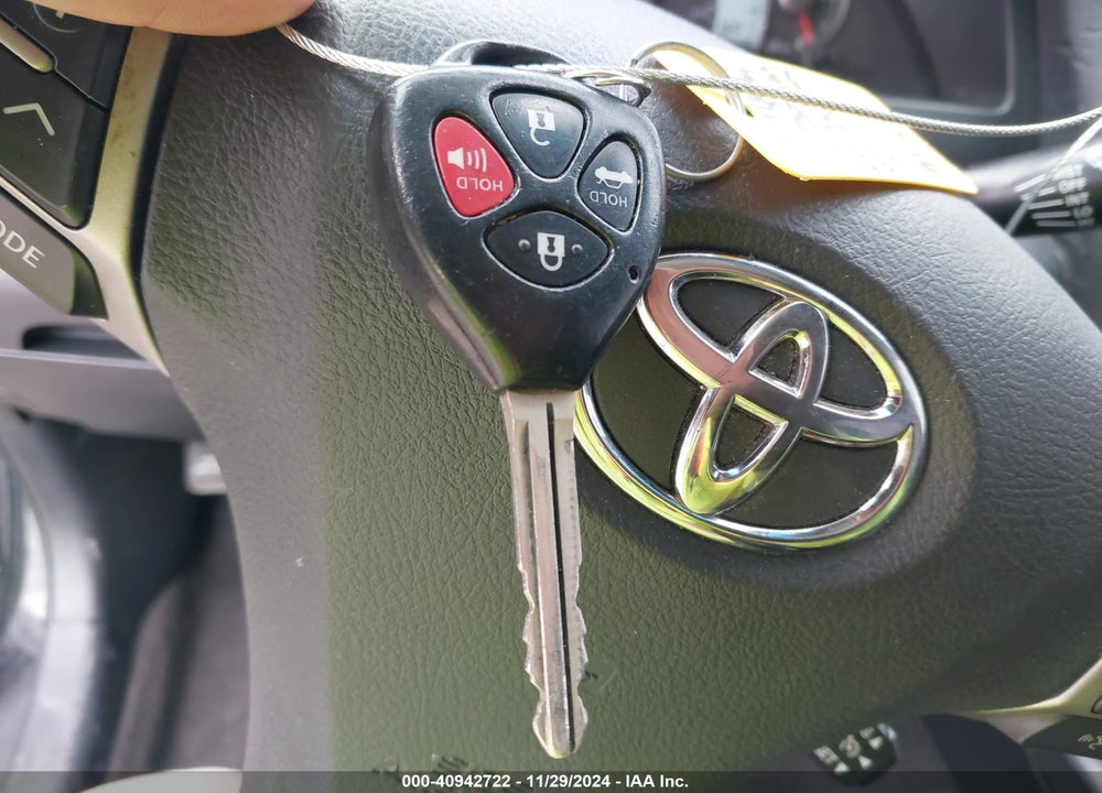 2007 TOYOTA CAMRY SE V6 VIN: 4T1BK46KX7U050230