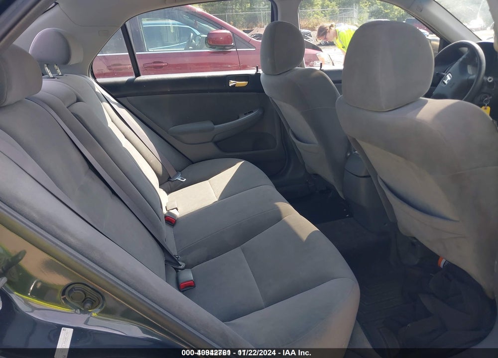2005 HONDA ACCORD 2.4 EX VIN: 1HGCM56785A085448