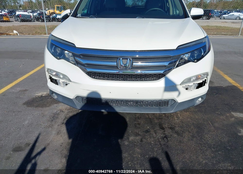 2016 HONDA PILOT EX VIN: 5FNYF6H31GB072811