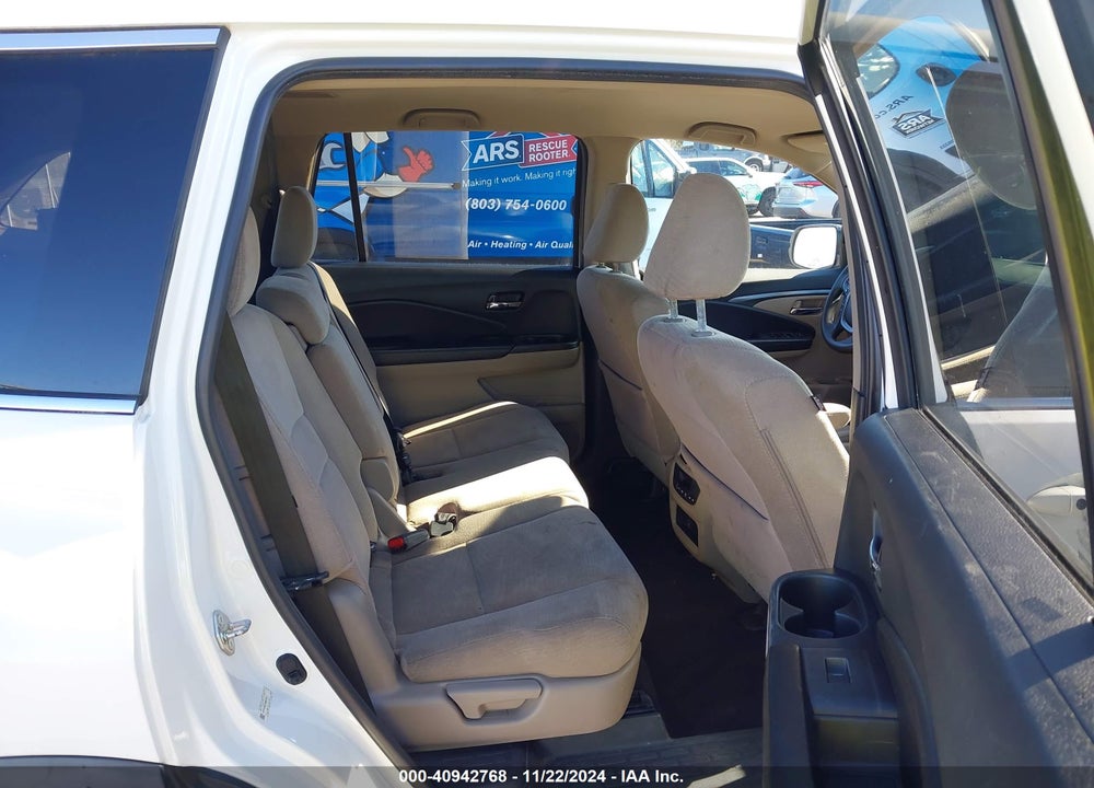 2016 HONDA PILOT EX VIN: 5FNYF6H31GB072811