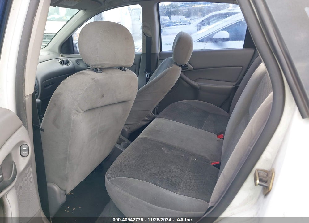 2003 FORD FOCUS SE VIN: 1FAFP34Z83W283366