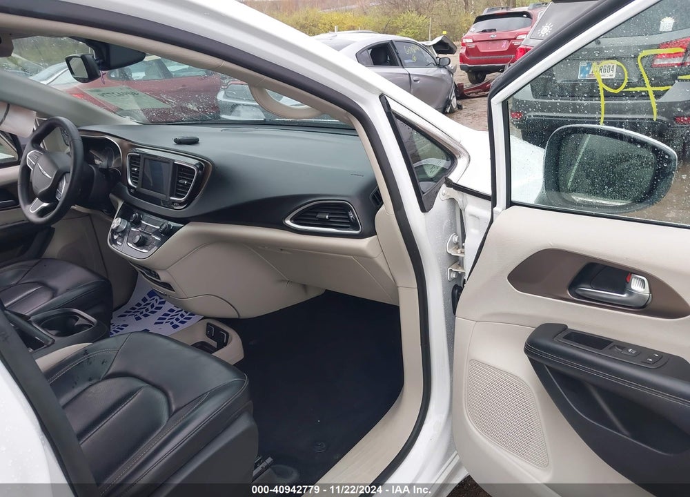 2020 CHRYSLER VOYAGER LXI VIN: 2C4RC1DG1LR258517