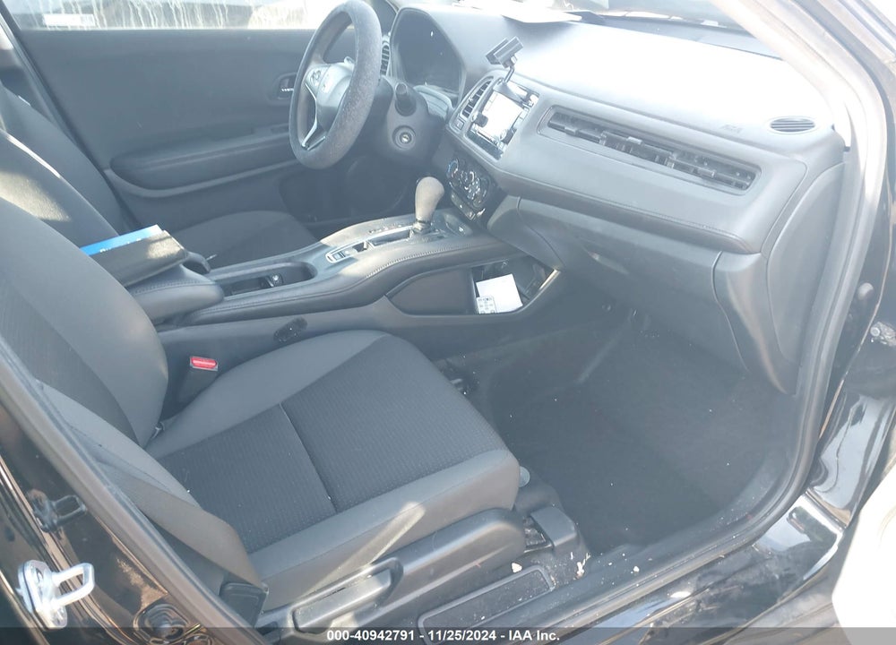 2021 HONDA HR-V AWD LX VIN: 3CZRU6H38MM712492