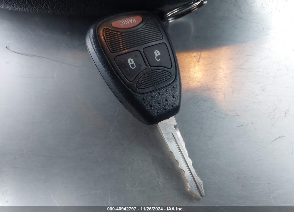 2007 JEEP COMPASS SPORT VIN: 1J8FT47W77D365435