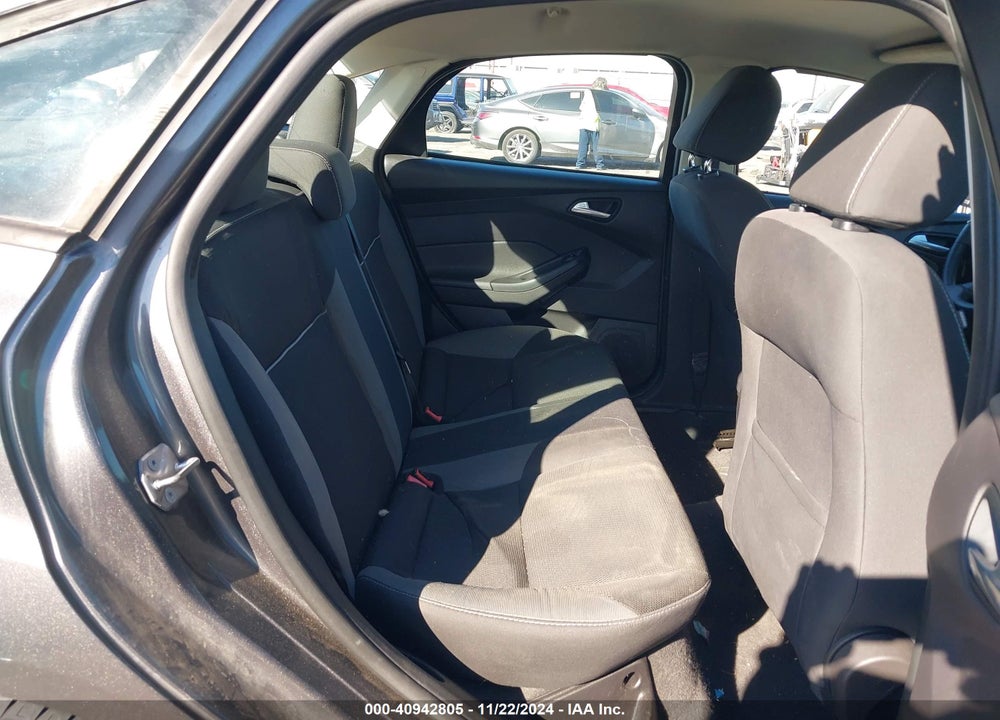 2014 FORD FOCUS SE VIN: 1FADP3F28EL350981