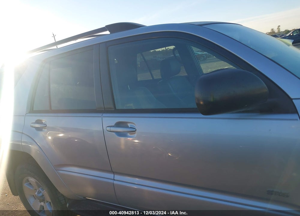 2005 TOYOTA 4RUNNER SR5 V6 VIN: JTEZU14R658031820