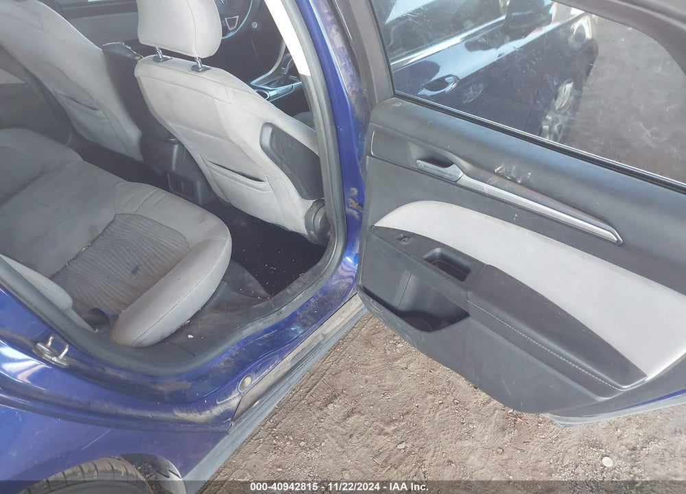 2016 FORD FUSION S VIN: 3FA6P0G75GR259821