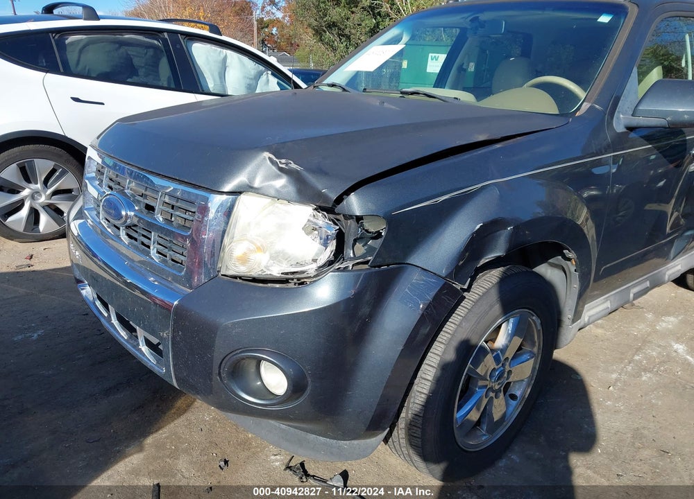 2009 FORD ESCAPE LIMITED VIN: 1FMCU04749KA57100