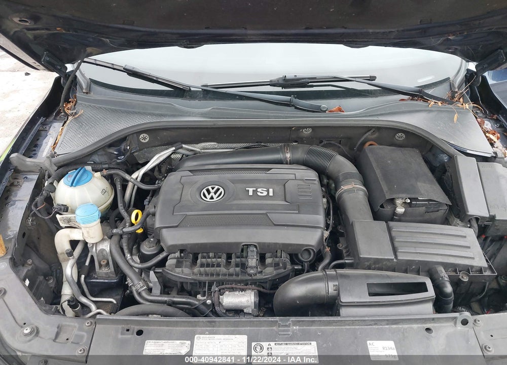 2014 VOLKSWAGEN PASSAT VIN: 1VWAT7A31EC074687
