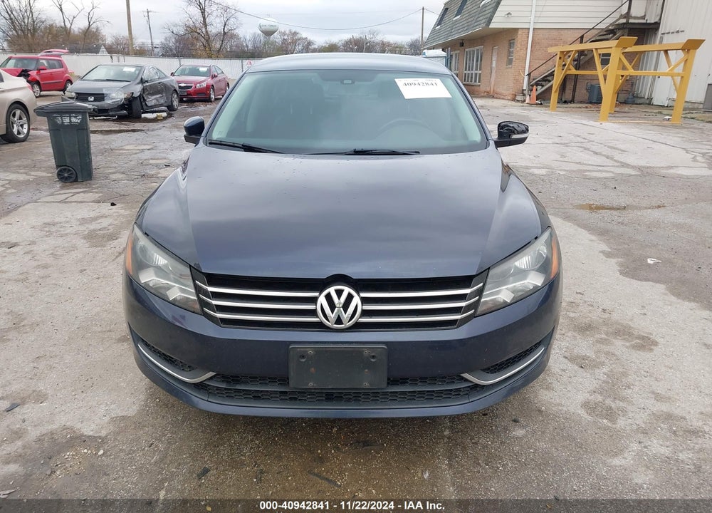 2014 VOLKSWAGEN PASSAT VIN: 1VWAT7A31EC074687
